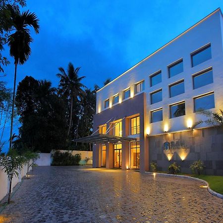 Hotel San Kollam Extérieur photo