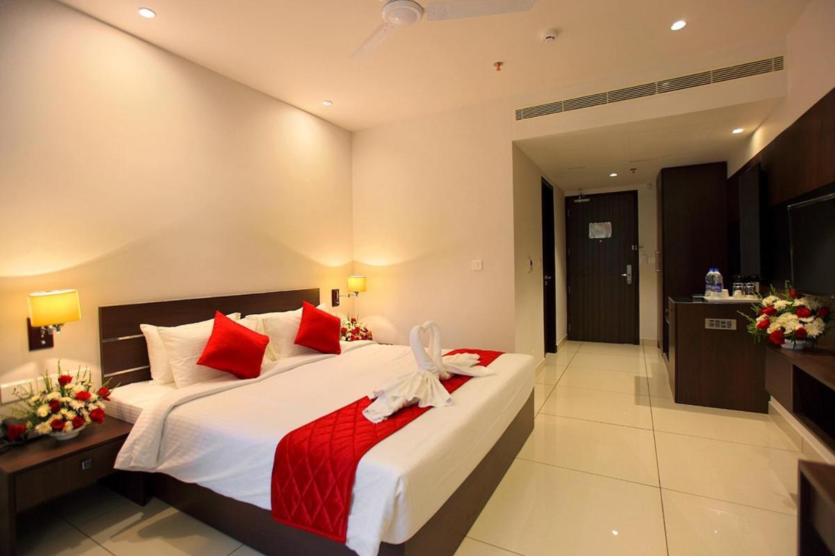 Hotel San Kollam Extérieur photo