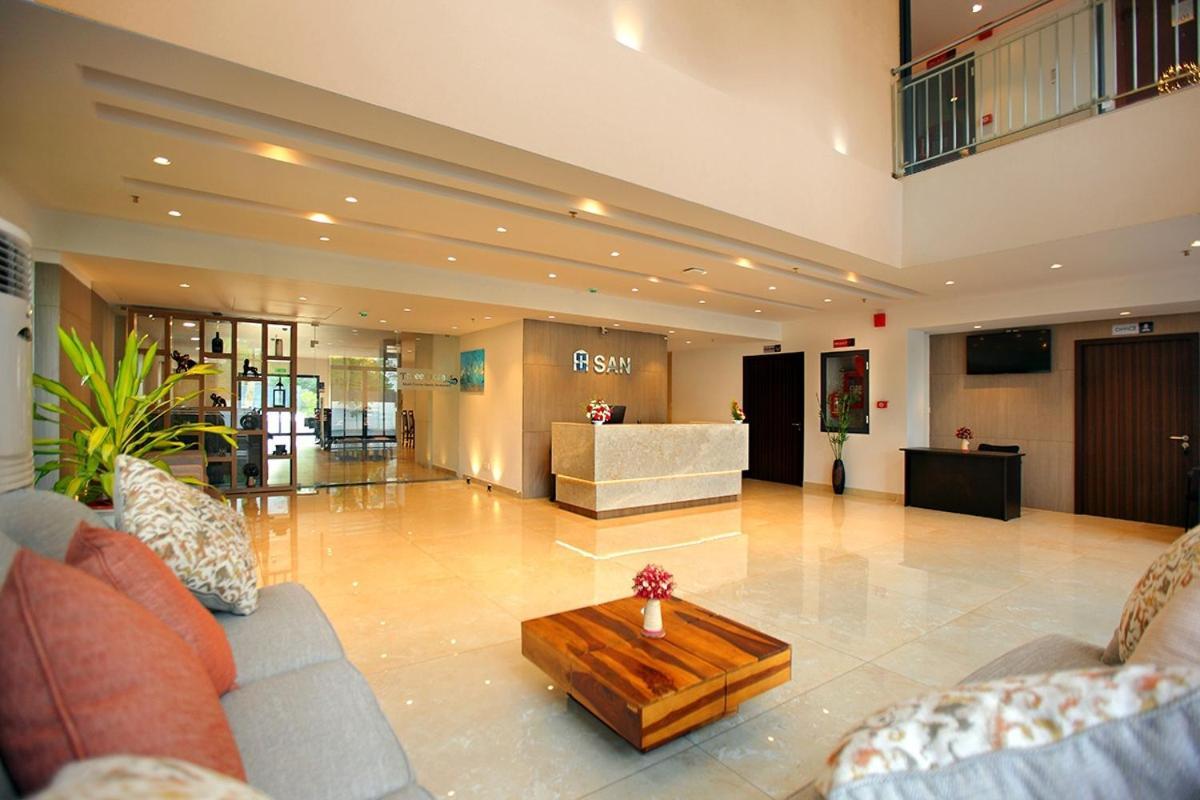 Hotel San Kollam Extérieur photo
