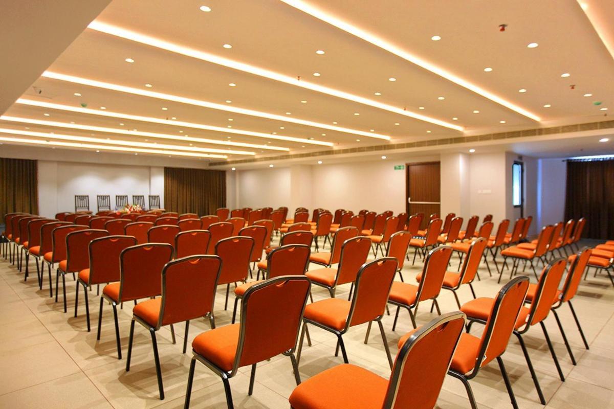 Hotel San Kollam Extérieur photo