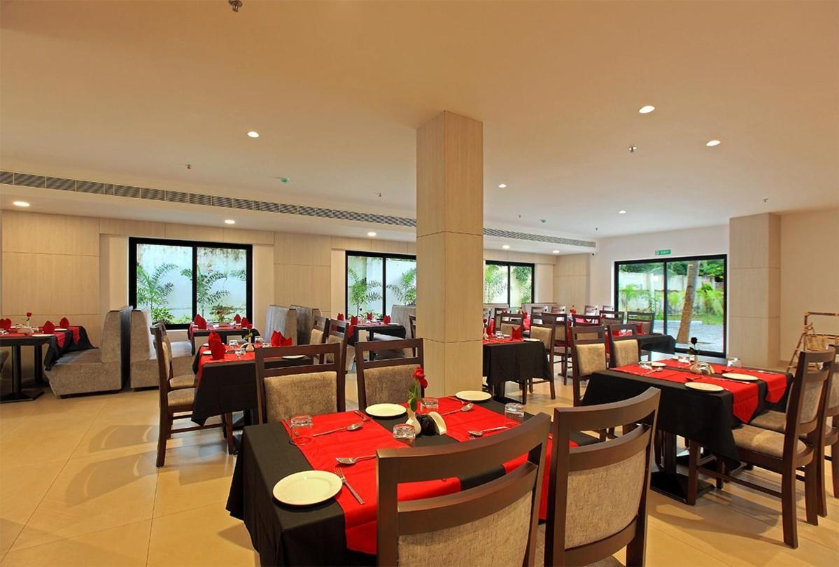 Hotel San Kollam Extérieur photo